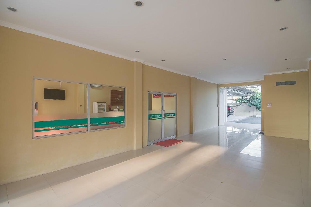 Reddoorz Plus Near Syamsudin Noor Airport 3 Banjarbaru Buitenkant foto